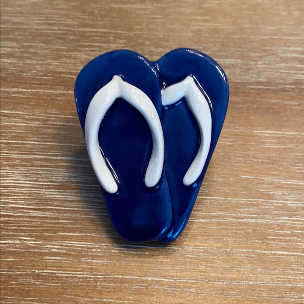 Nora Fleming Flip Flops mini